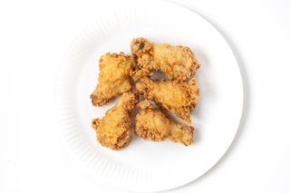 5 wings + 1 cartofi