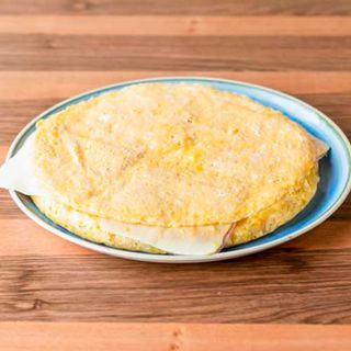Tortilla de Patata con Jamón York y Queso