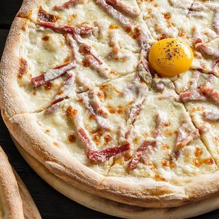 Pizza Carbonara