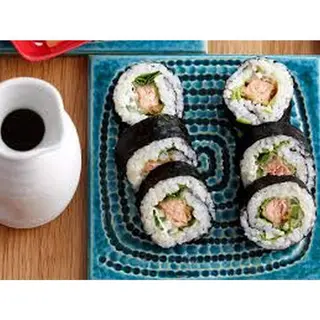 Salmon tempura roll
