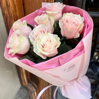 PINKY - 7 Rosas Rosadas