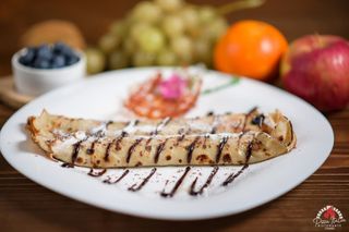 Clătite cu dulceaţă caise