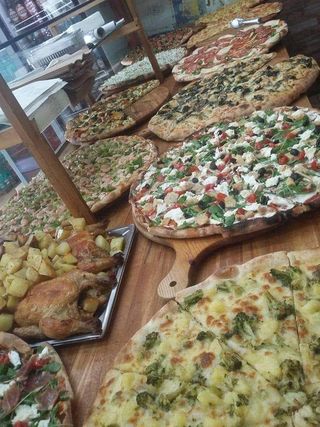 Pizza gigante - 3 gusti