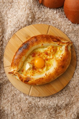 Хачапури по-аджарски