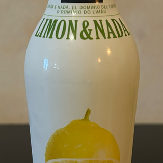 LIMÓN&NADA