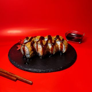 Жареный ролл с креветкой  (8 шт.)