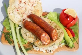 Dimljena debela kobasica