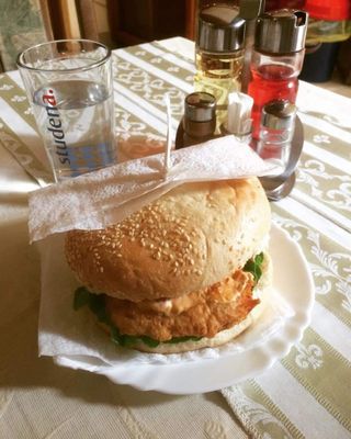 Chicken burger paket