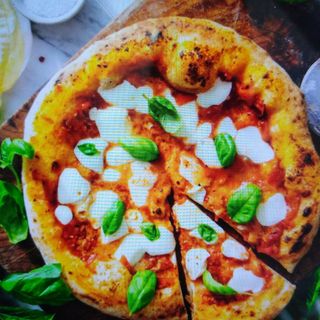 Pizza Margarita Pequena