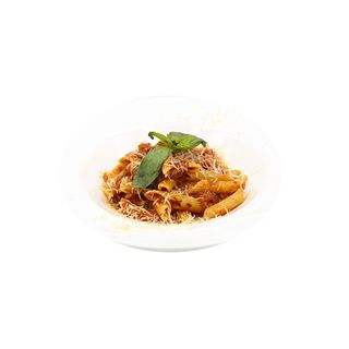 Penne cu ragu vegetarian  si busuioc