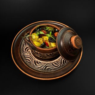 Запечена картопля з ковбасками