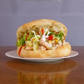 Chilli chicken burger
