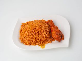 Bunma Jollof Rice With Sauce Chicken (Pack)
