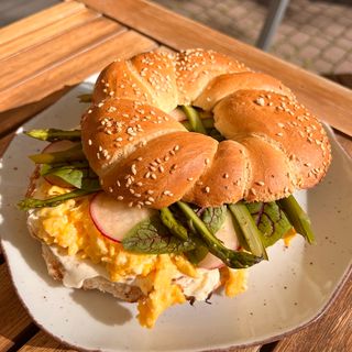 Asparagus wege (wynos-SUP)