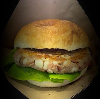 Gurmanska pljeskavica 200g