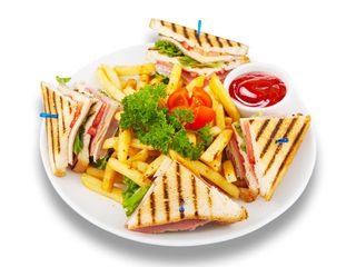 Зингер сэндвич + фри + напиток на выбор 0,5