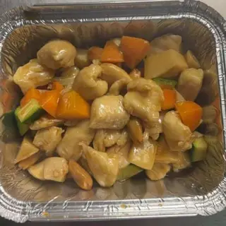 Pollo con mandorle