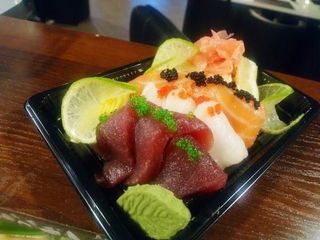 Sashimi małe (10szt)