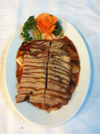 Kaczka Ananas w sosie słodko – kwaśnym 