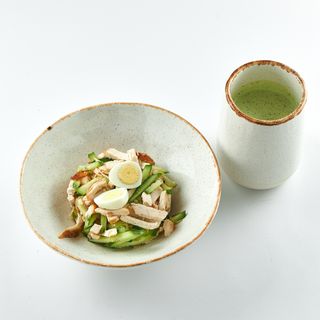 Окрошка з курочкою