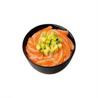 83. Chirashi Sésamo Atún Con Aguacate Y Wakame