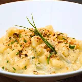 Gnocchi Ala Gorgonzola Y Nueces Picados