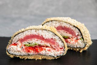 Суші-бургер "Тунець-Краб"