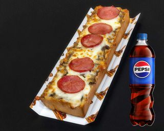 Zapieckanka Czar PRL-u + Pepsi 0,5l