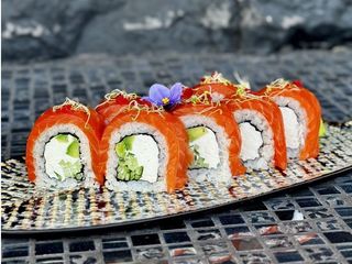 Філадельфія з лососем (330g)