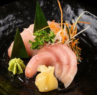 Sashimi ricciola - 15 pezzi 
