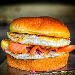 Бургер Лосось 