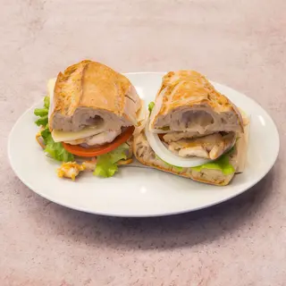 Bocata De Pechuga De Pollo Completo