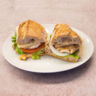 Bocata De Pechuga De Pollo Completo