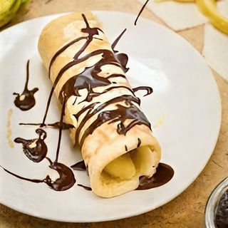 Катма шоколад, сметана и цял банан