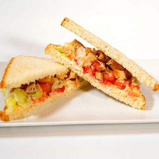 Sándwich De NoPollo Vegano