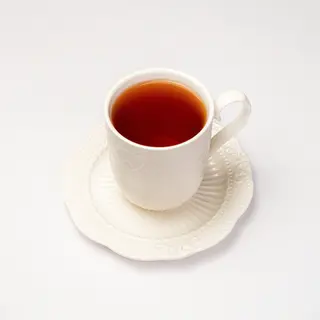 Чай черный чашка