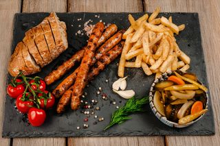 Meniu carnati plescoi