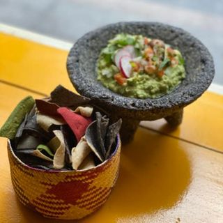Guacamole mediano 