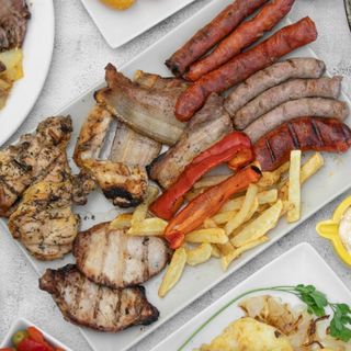 Variado a la Brasa (7 piezas)