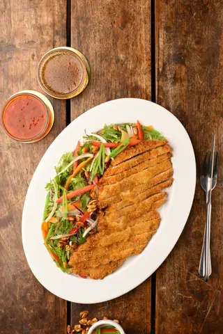 Chicken Breast Salad + Large Juice