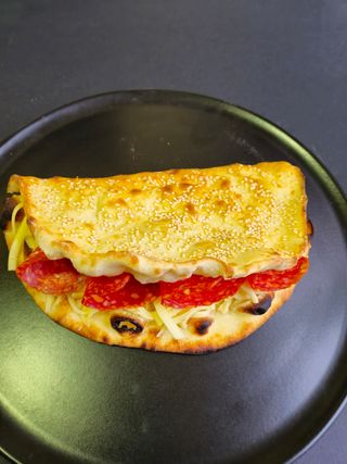 Sendvič sa kulenom u domaćoj lepinji