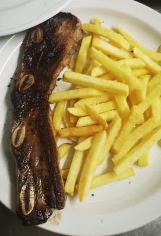 Churrasco De Ternera Con Guarnición