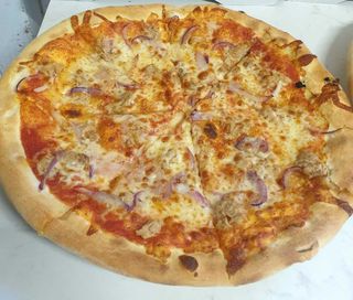 Pizza Tonno e Cipolla G