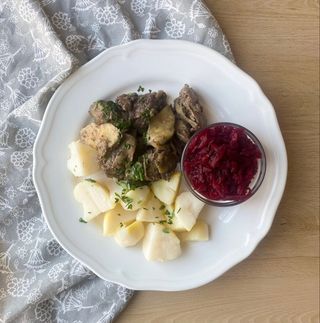 Wątróbka drobiowa z cebulką