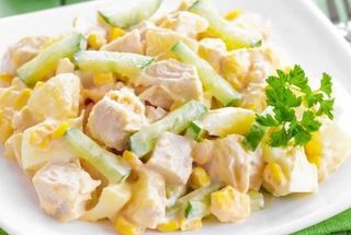 Салат з курки (150г)