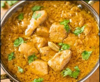 Chicken korma + basmati chawal 