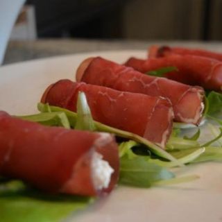 involtini di bresaola