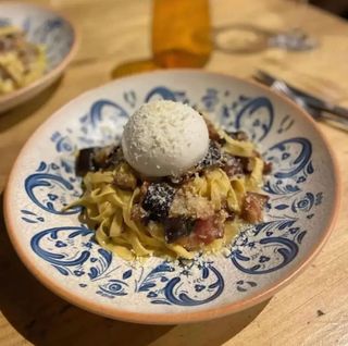 Tagliatelle con burrata de la Puglia