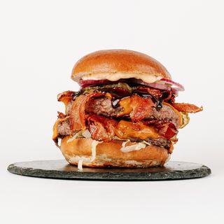 PODWÓJNY BEKONBURGER