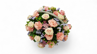 31 pastelna ruža u korpi